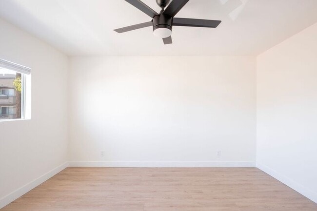 Photo - 5740 Camellia Ave Unit 103