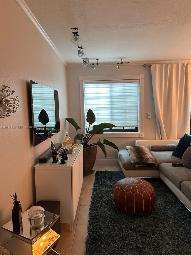 Photo - 1595 SW 122nd Ave