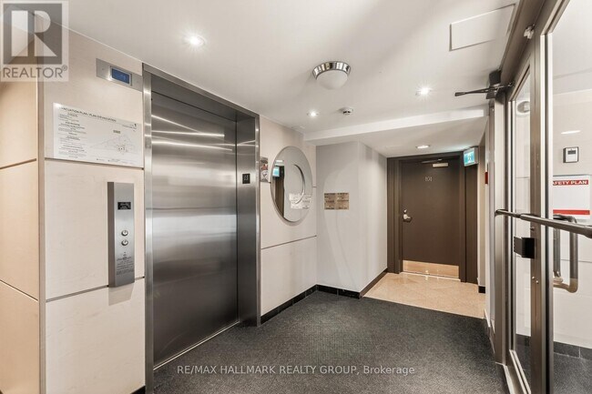 Photo - 30 Charlevoix St. Unité 203