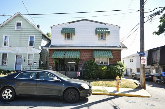 Building Photo - 300 Sherman Ave Rental