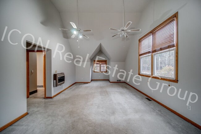 Photo - 1/1.5 home in the country Unit B