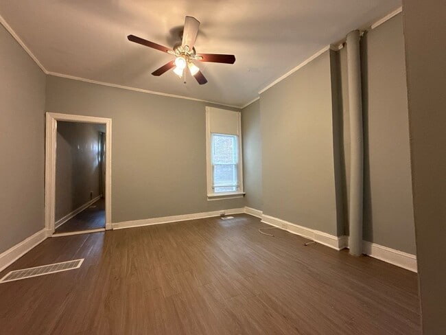 Photo - Spacious 4 Bedroom House in Baltimore