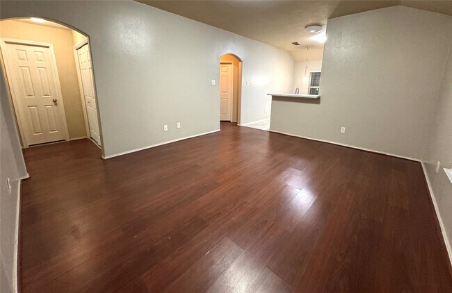 Photo - 7823 Crescent Village Ln