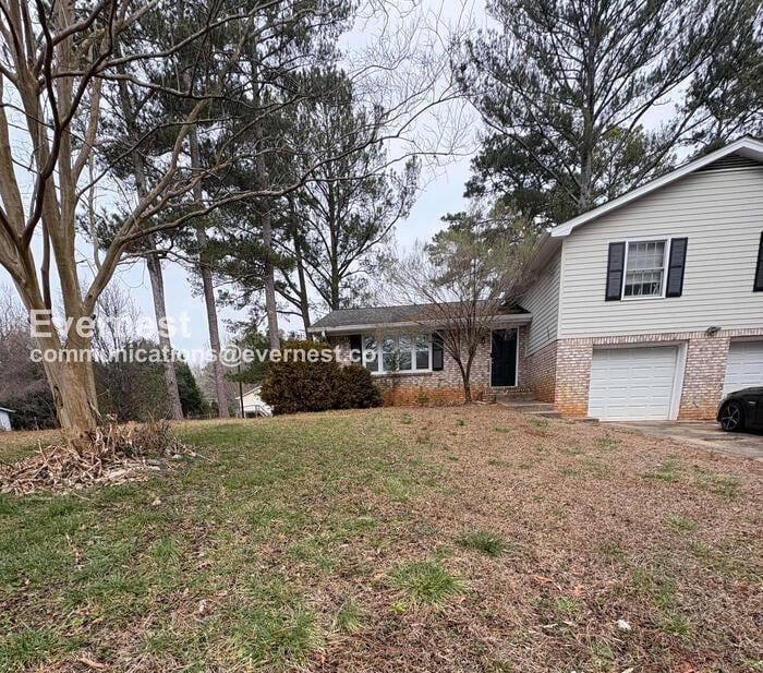 Photo - 702 Winter Ln