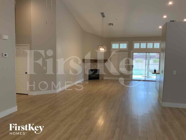 Photo - 7409 Pinto Bluff Dr