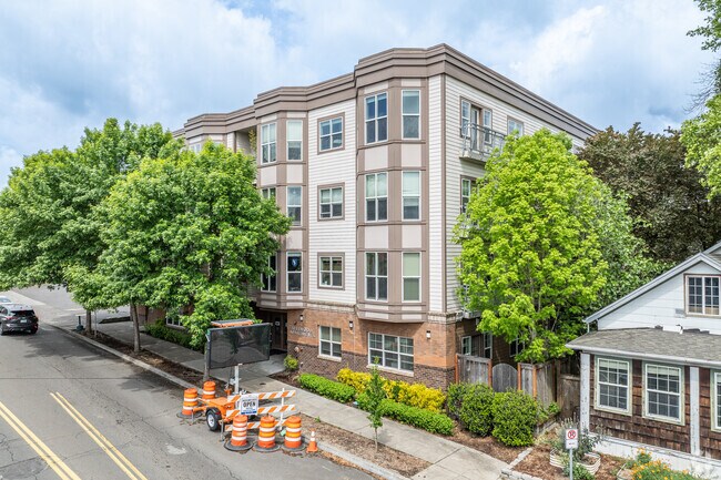 Photo - Sellwood Apartments