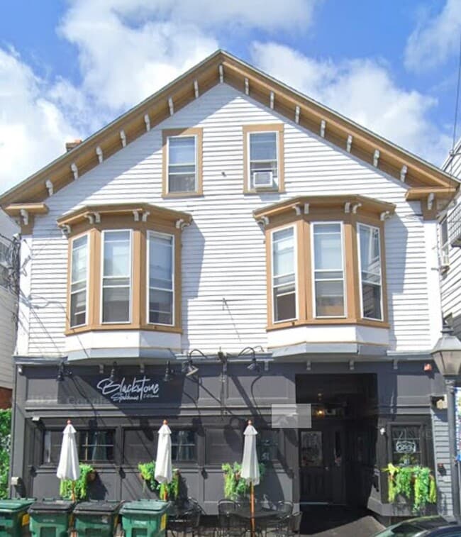 Photo - 239 Main St