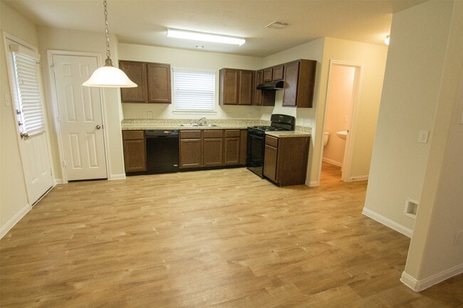 Photo - 734 North Ella Creek Drive