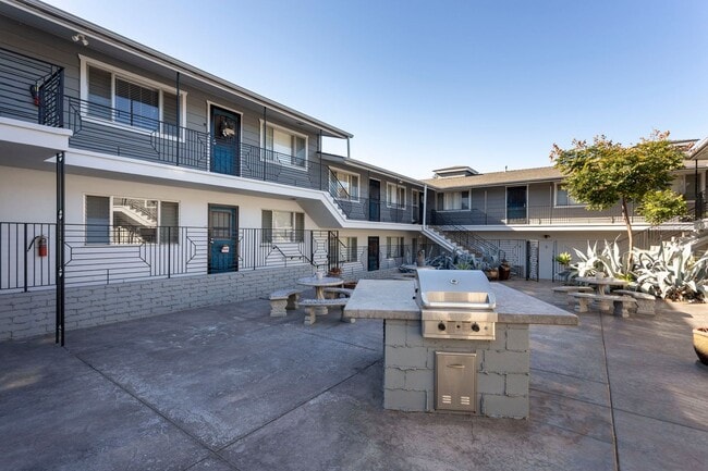 Talmadge Pacific Apartments