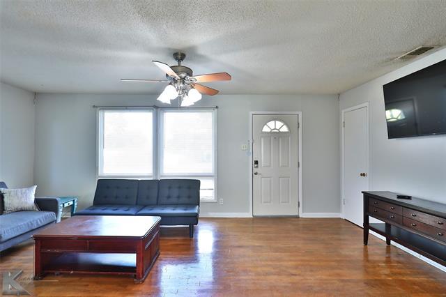 Photo - 2109 Collins Ave