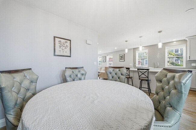 Photo - 61 Prince St Unit 75