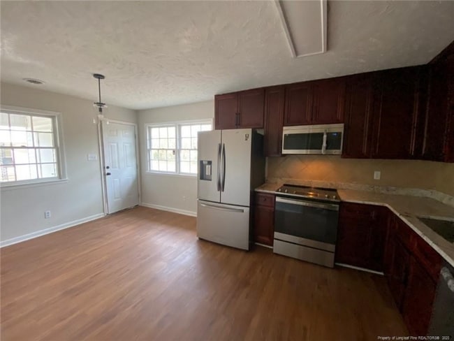 Photo - 1721 Merry Oaks Dr