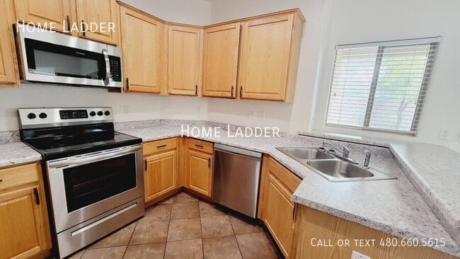Photo - 22207 N Gibson Dr