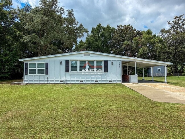 Building Photo - 1815 Hallmark Dr