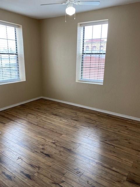 Photo - 1005 Main St