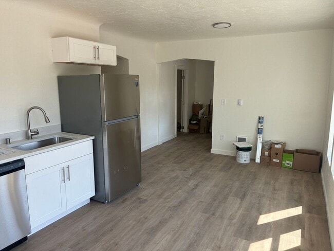 Photo - Garland Triplex Unidad 1