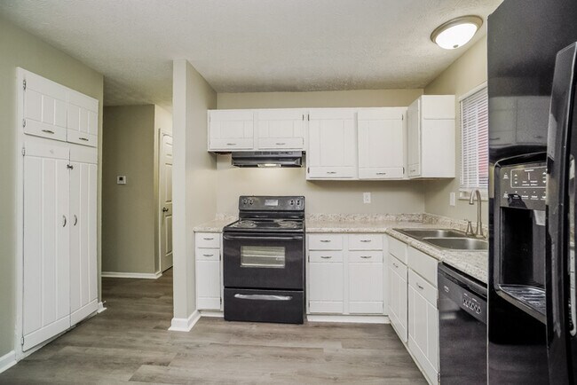 Photo - 3222 Fontaine Rd