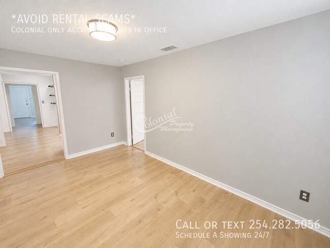 Photo - 716 McArthur Dr Unit 2