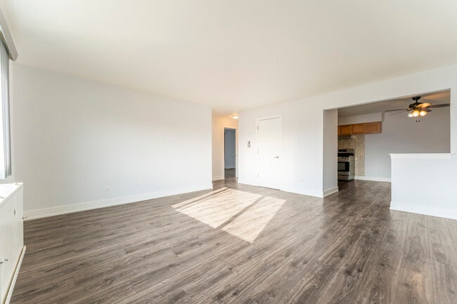 Photo - 1003 Argyle St Unit 5A