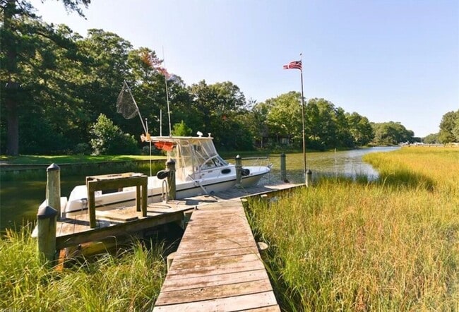 Photo - Beautiful Waterfront home with private dock