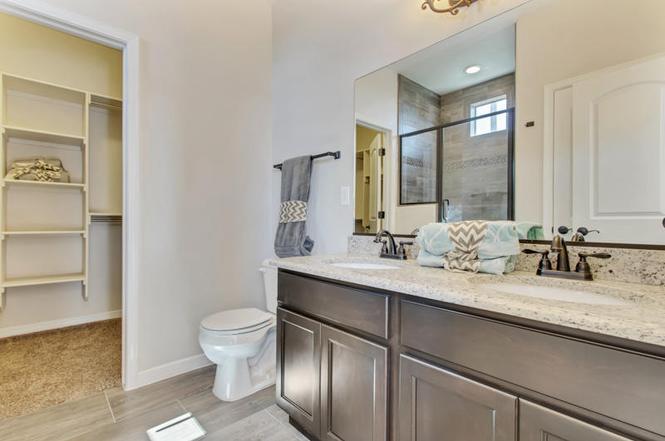 Photo - 12837 Rock Cliff Ave