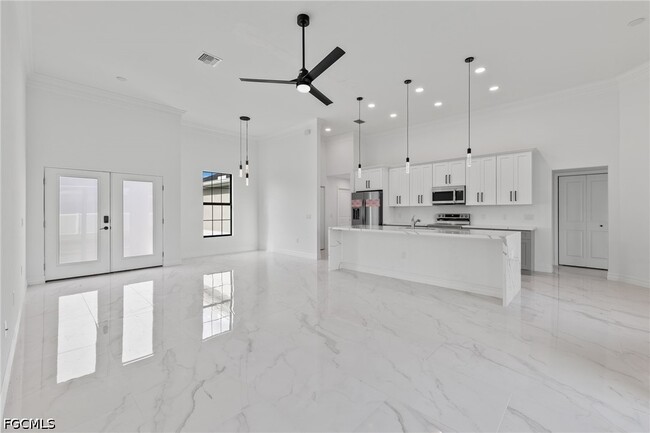Photo - 2208 Nelson Rd N
