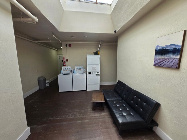 97 E 1st common area