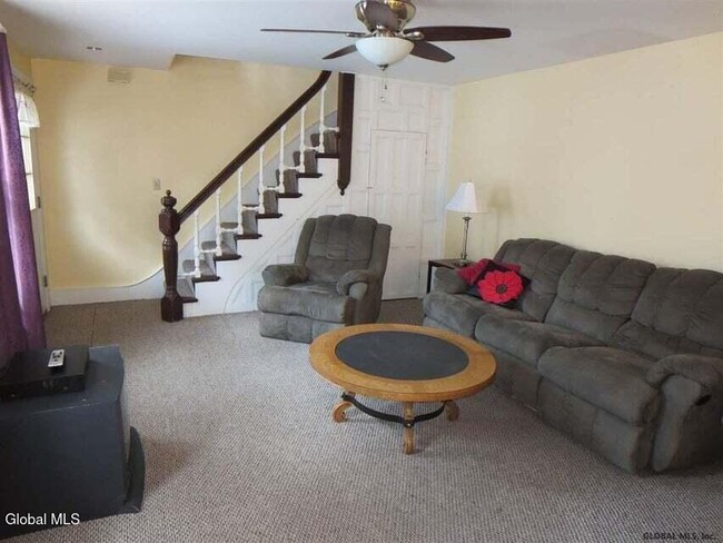 Photo - 23 George St Unit B