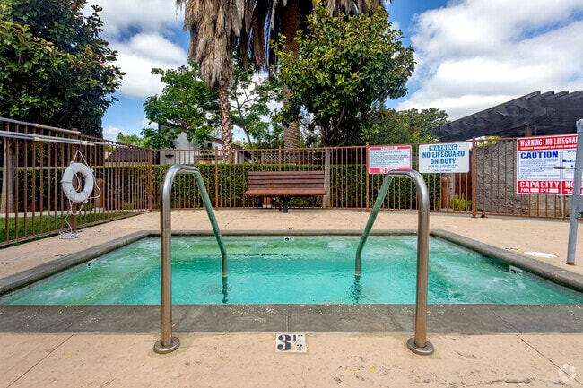 Spa - Summercrest Villas