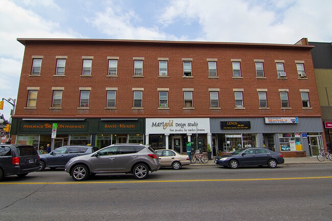 Building Photo - 260 ½ Dalhousie