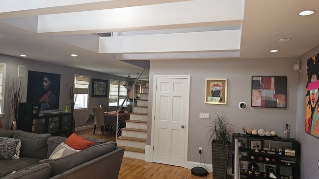 Photo - 133 Cedar St Unit Furnished Luxury in Fort Hill