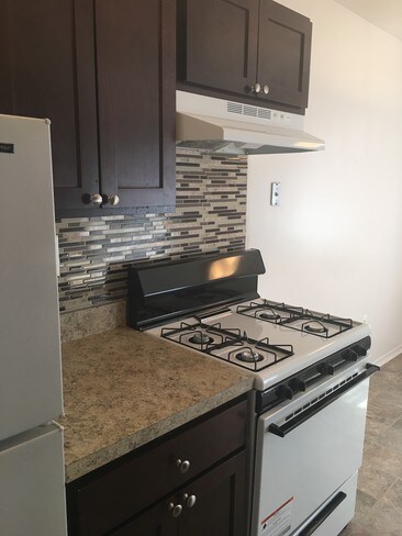 Meadowbrook Village Apartments