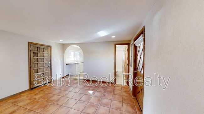 Photo - 2506 Broadway St