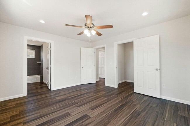 Photo - Paradise-Newer construction, 2 bed 2 bath +Bonus room, Garage, fenced yard, RV parking