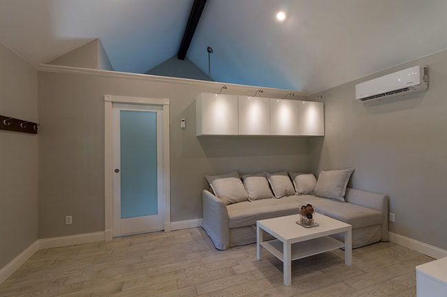 Photo - 701 Roland Ln