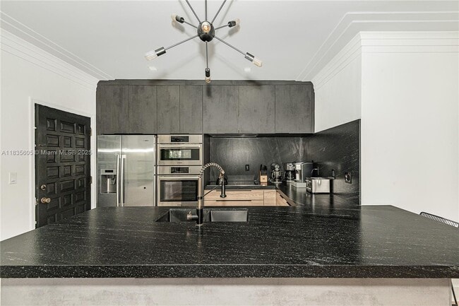 Building Photo - 365 Fairway Dr Rental