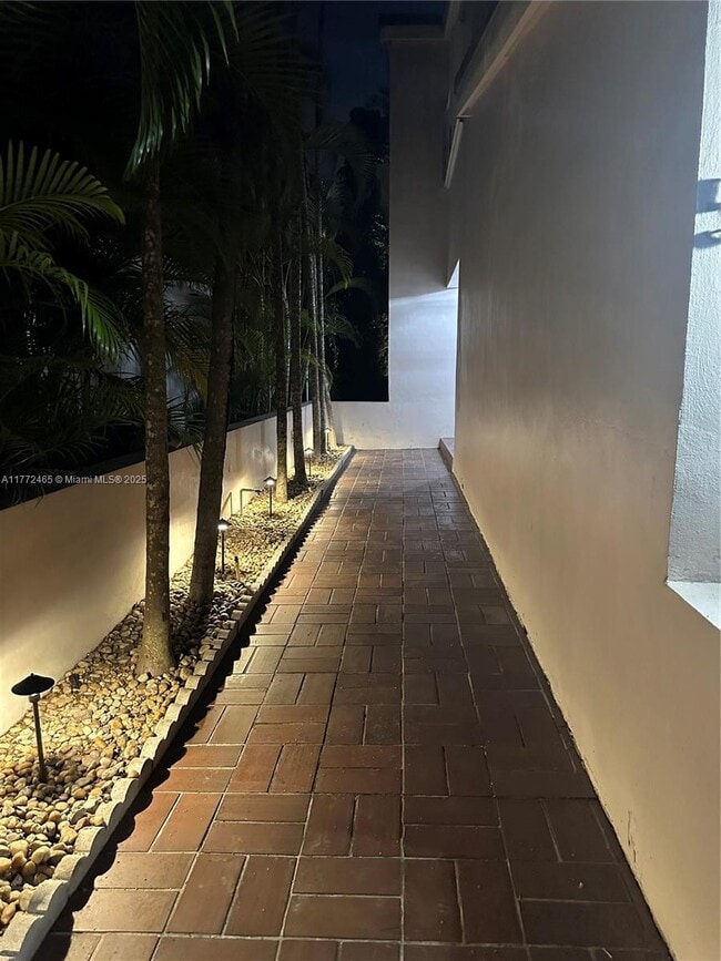 Photo - 511 Vittorio Ave