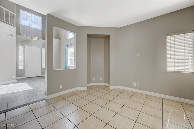 Photo - 971 Whispering Grove Ave