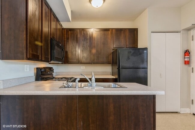 Photo - 6853 S Ridgeland Ave