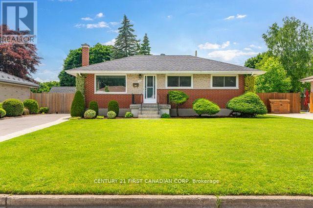 Photo - 216 Irving Pl