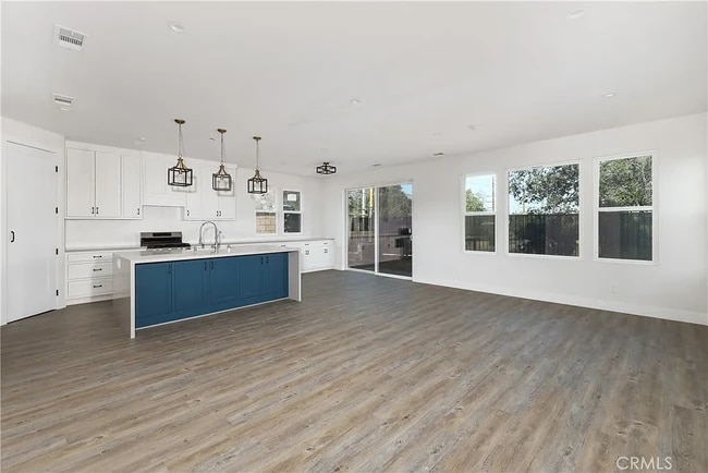 Building Photo - 2020 Brentwood Pl