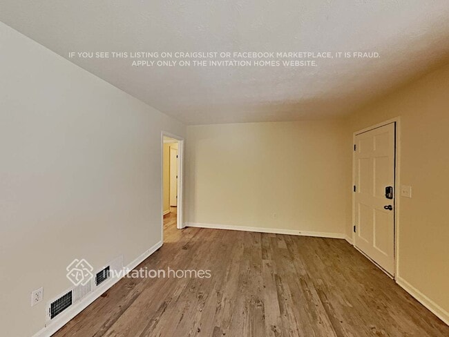 849 Howard Ct SW