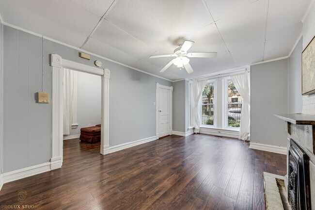 Photo - 1012 S Oakley Blvd Unit 1