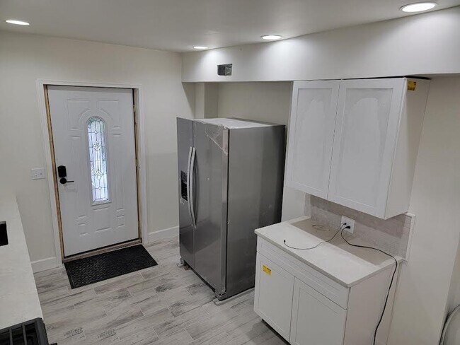 Photo - 474 Dayton St Unit Apt #2