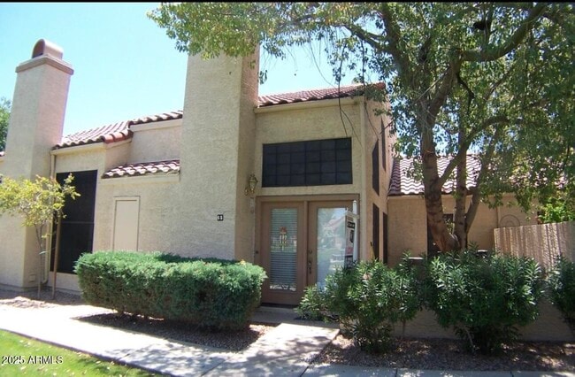 Building Photo - 602 N May Rental