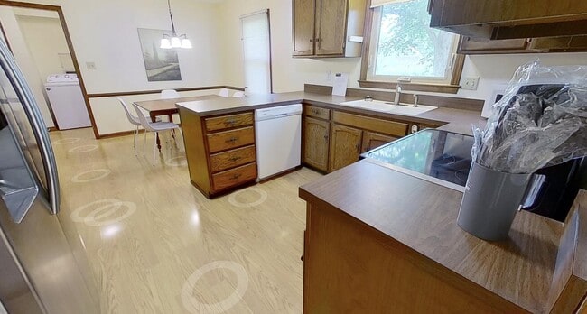 Photo - 6115 Redcoach Ln