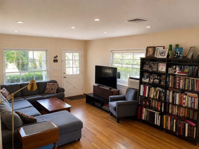 Photo - 22130 Viscanio Rd