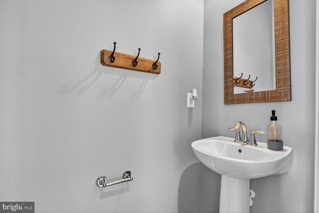 Photo - 7714 sentry Terrace