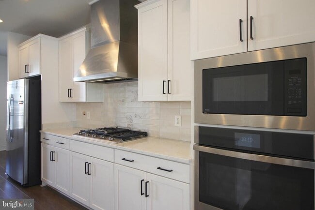 Photo - 6707 Upland Mnr Dr