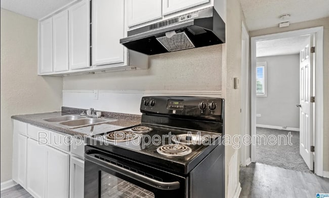 Photo - 3944 40th St N